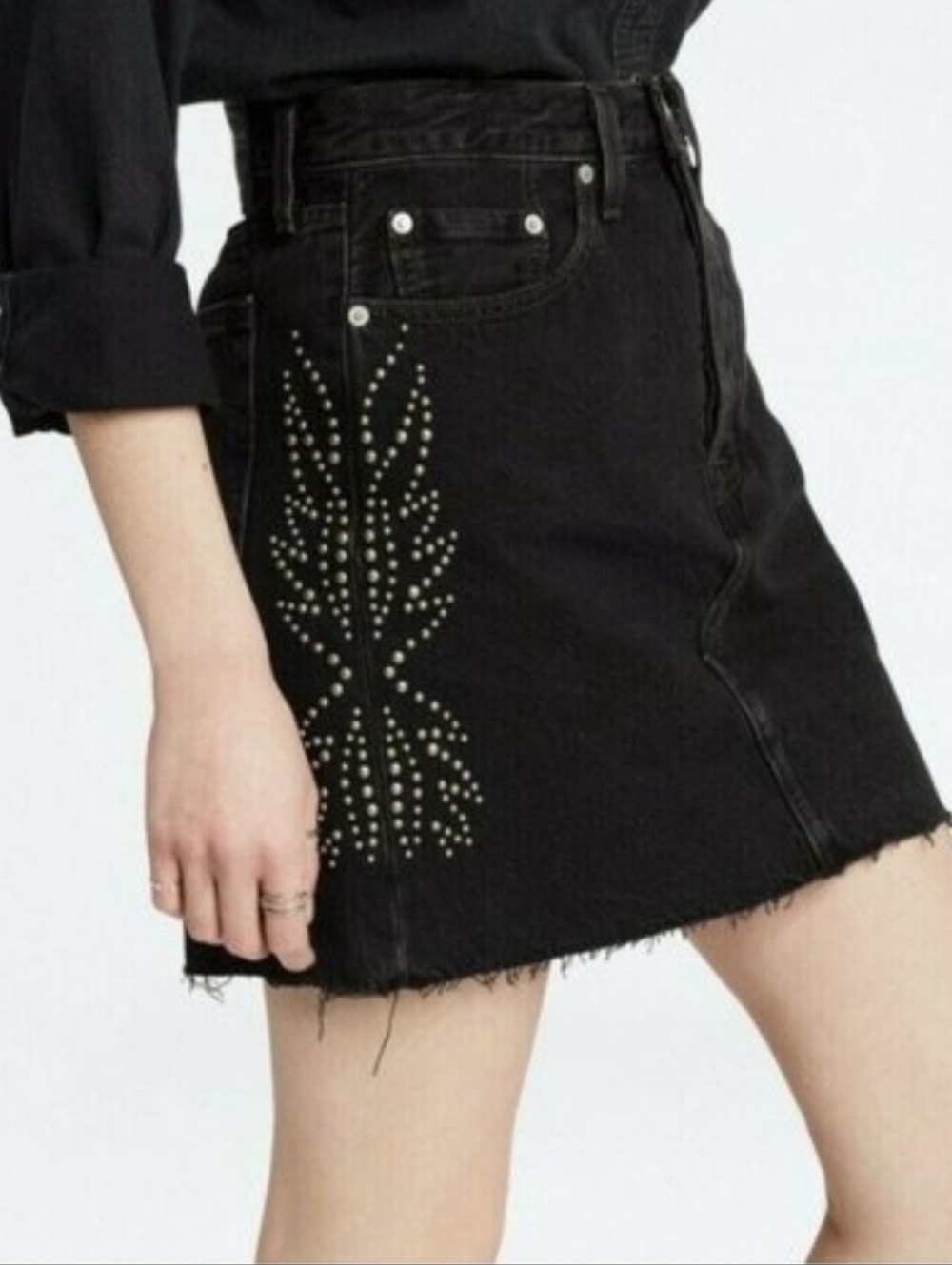 Levi's Black Studded Deconstructed Denim Skirt Sz 25
